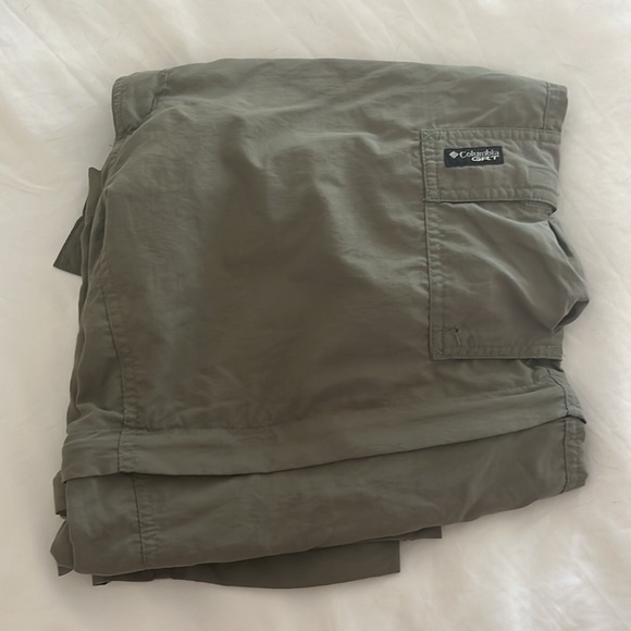 Columbia GRT Omni Dry Packable Convertible Lightweight Pants Shorts Green Large - Picture 8 of 8